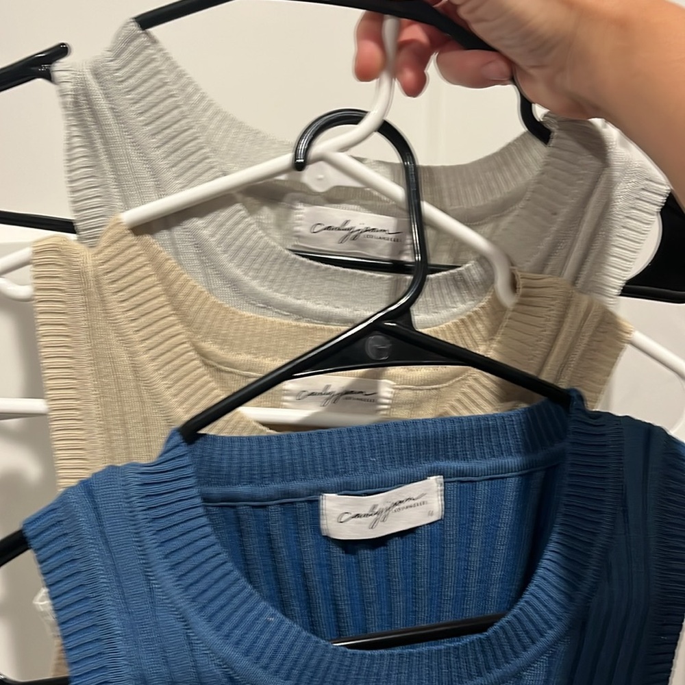 Carly Jean Los Angeles Sweater Tank Bundle